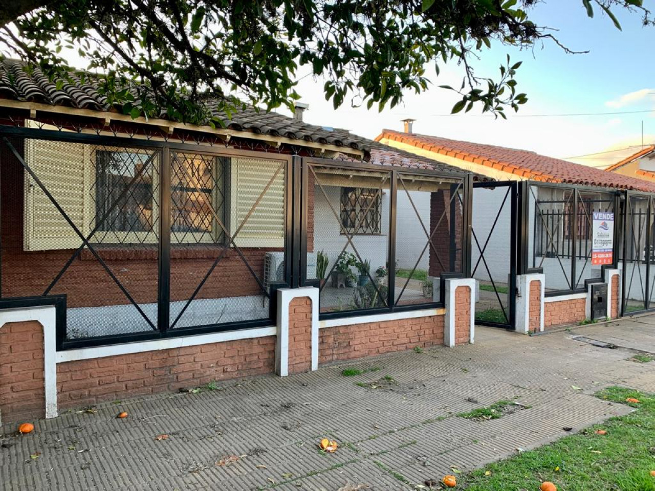 Venta Casa estilo Chalet en barrio Balzaretti Muñiz. APTA CREDITO.